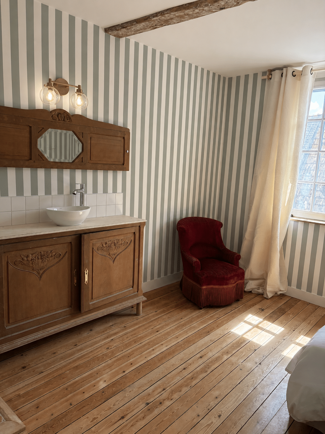 https://www.chez-agnes-normandie.fr/app/uploads/2026/08/Chambre-verte-4.png